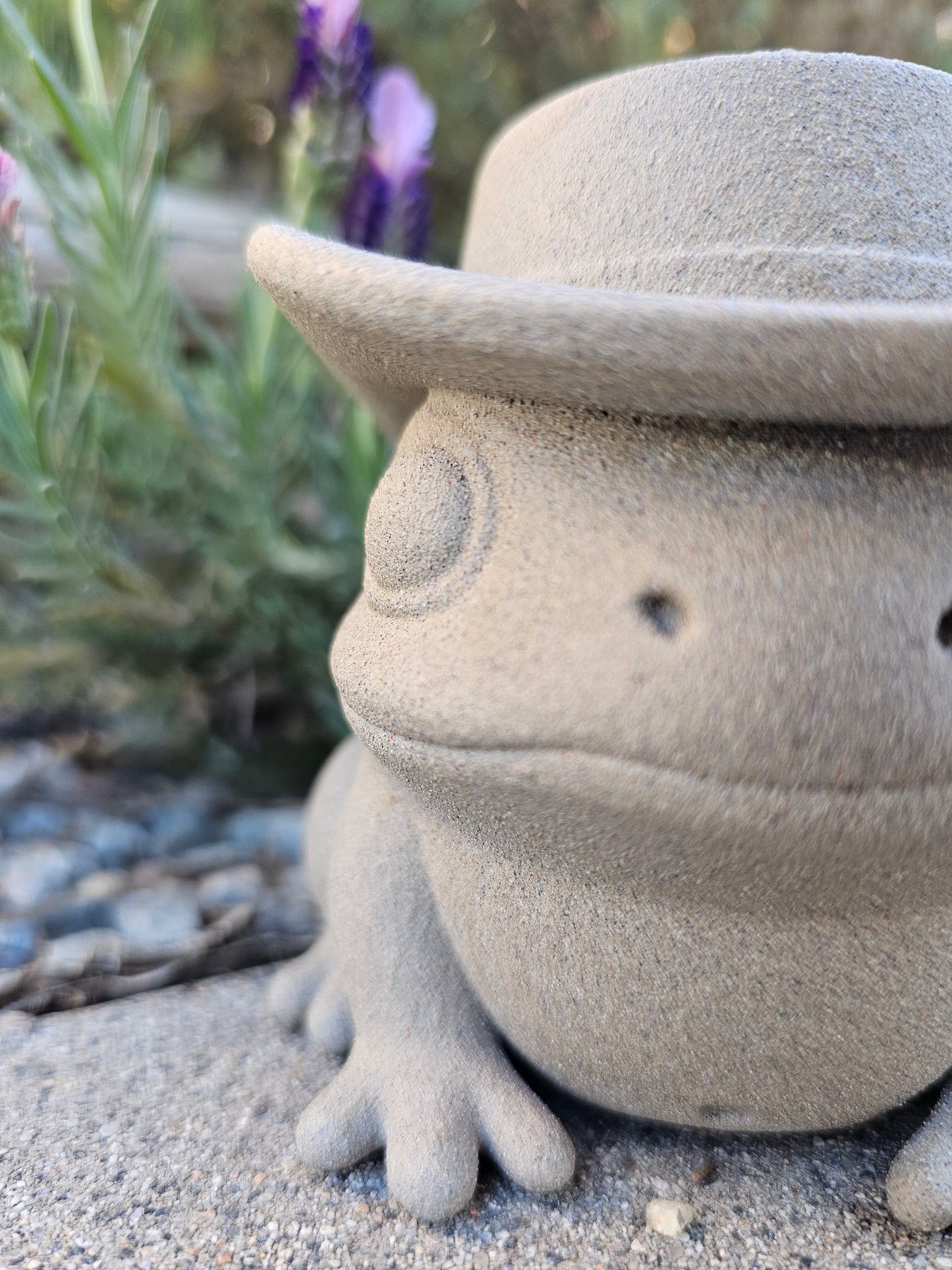 Close up detail of Lonesome frog pencil and brush holder – western frog desk organizer by Ghost Cactus Co
